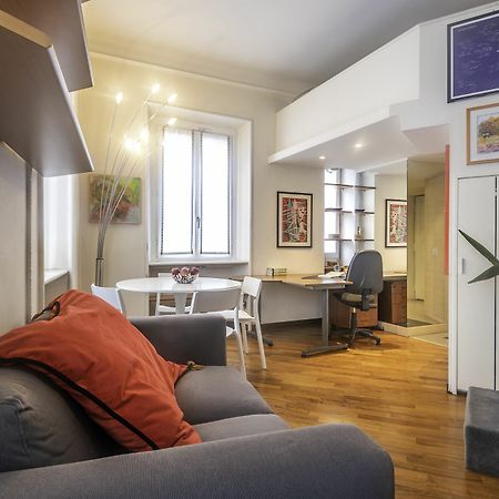 San Babila - Rentclass Albatros Milano Exteriör bild